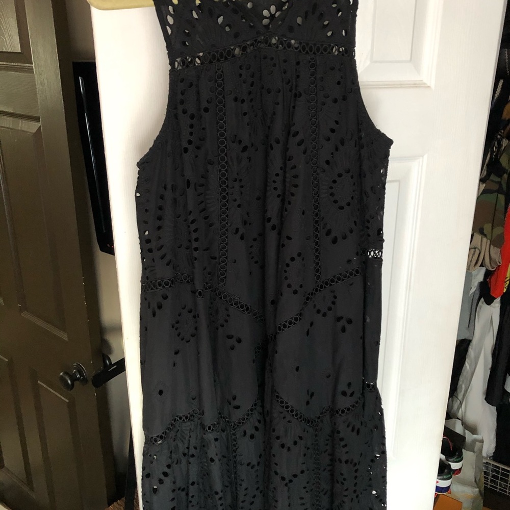 Dress - Picture 2 of 5